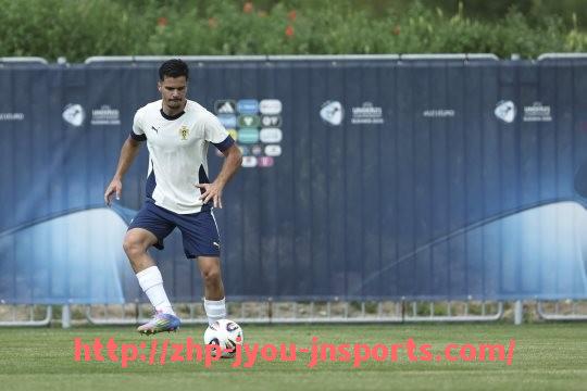 jiuyou九游娱乐-法甲马赛转会市场新闻：最新法甲马赛转会动态与目标球员分析