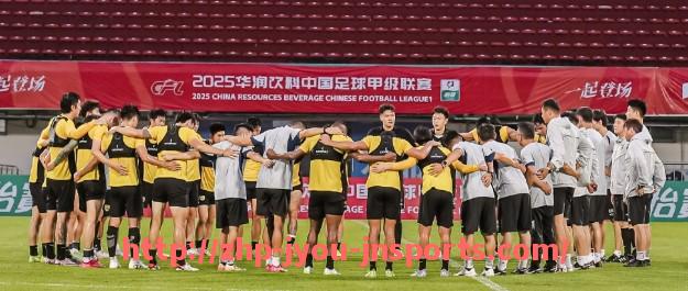 jiuyou九游娱乐-世俱杯比赛中球员比赛经验对整体场上发挥影响的实证分析