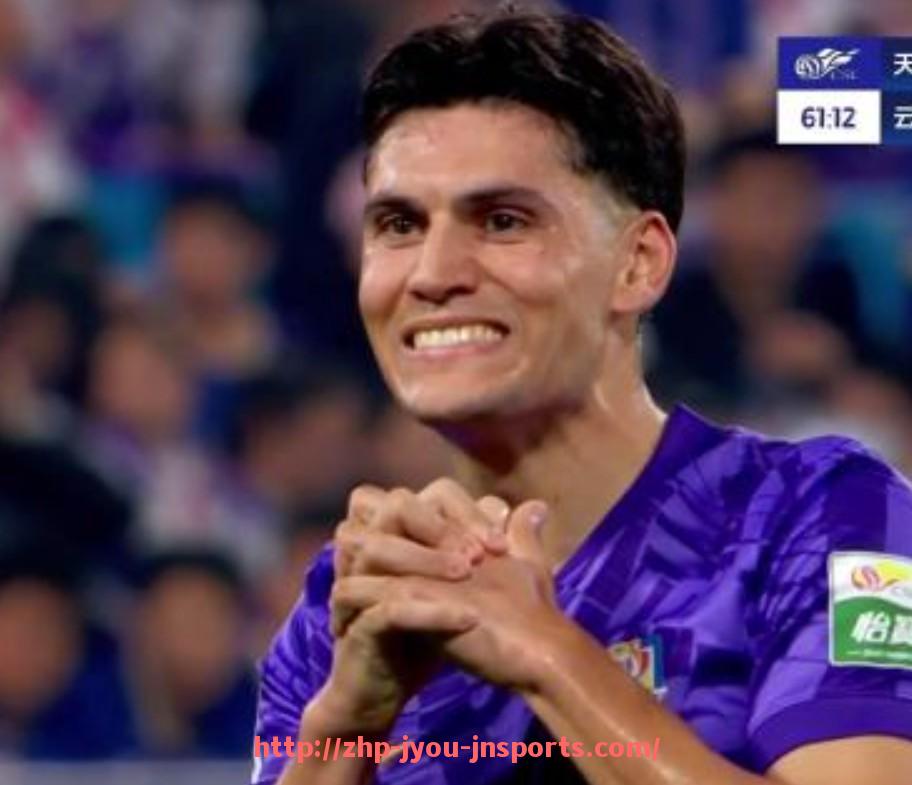 jiuyou九游娱乐-2017赛季火箭队球员完整图片资料合集